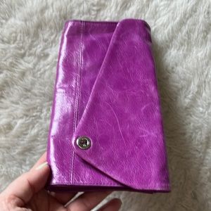 HOBO magenta pink leather envelope wristlet wallet